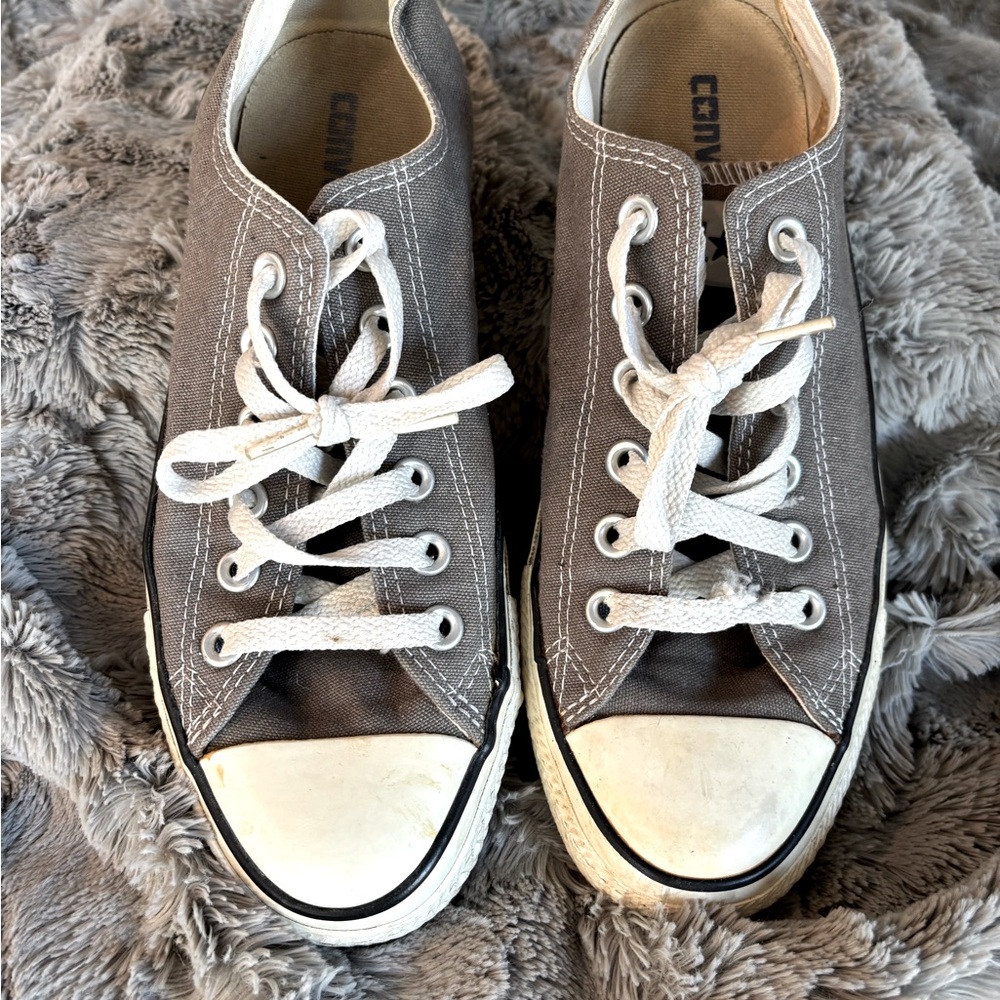 Converse Allstars Charcoal Grey Mens size 6, Women’s size 8